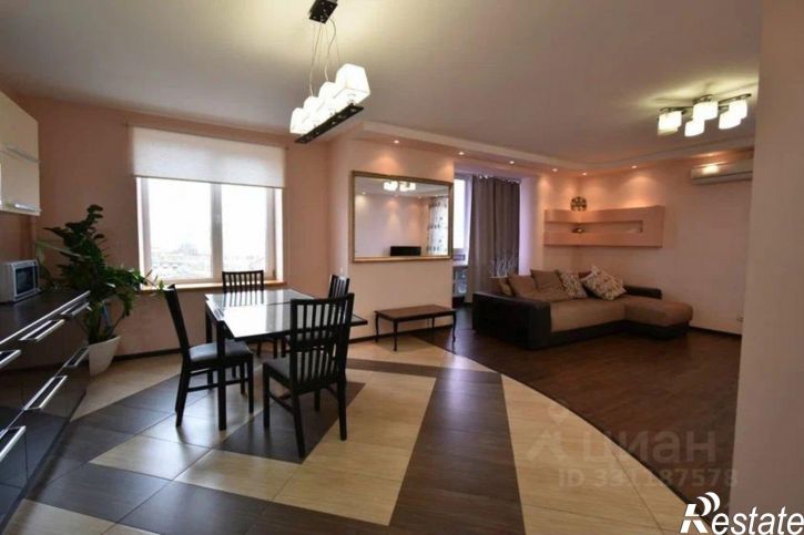 3-комн квартира улица Зайнаб Биишевой, 15,  д. 15