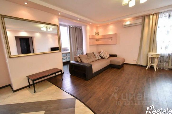 3-комн квартира улица Зайнаб Биишевой, 15,  д. 15