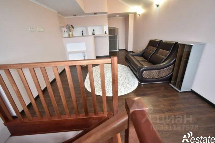 3-комн квартира улица Зайнаб Биишевой, 15,  д. 15