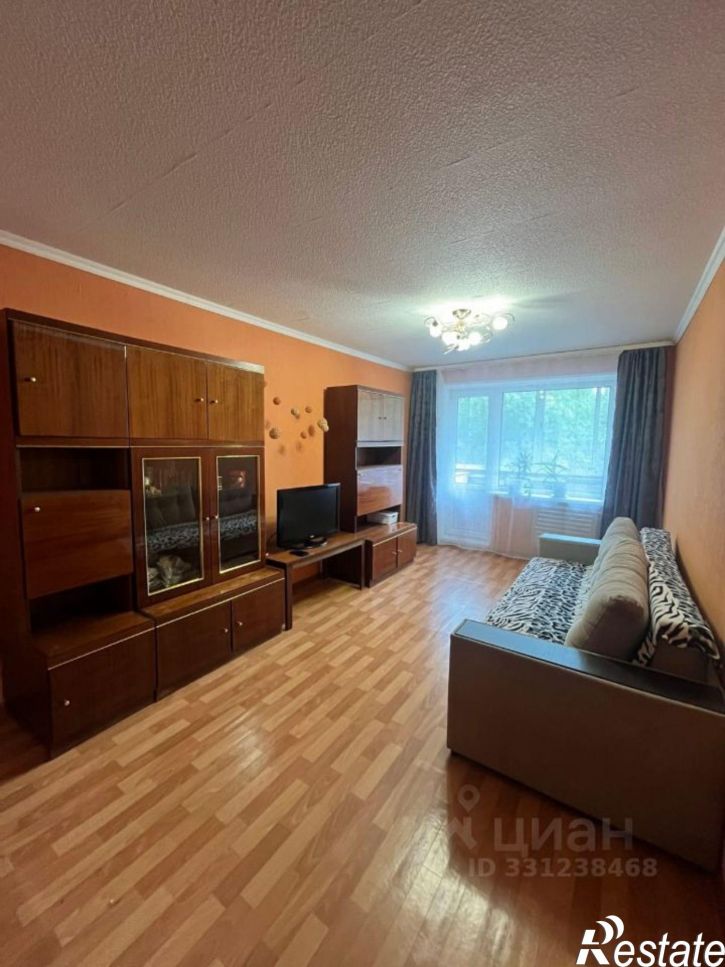 3-комн квартира улица Муксинова, 1,  д. 1