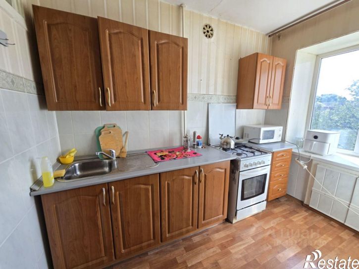 2-комн квартира пр-кт Октября, 65,  д. 65