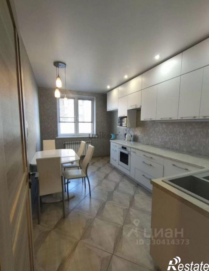 3-комн квартира Бакалинская улица, 33 к1,  д. 33 к1