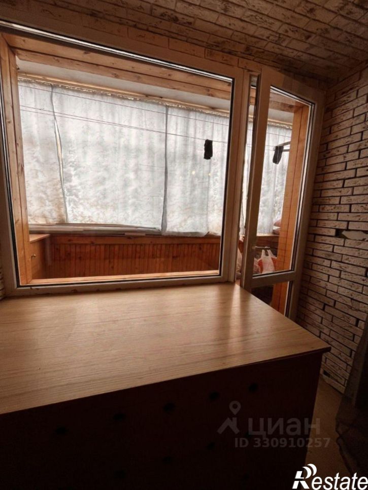 4-комн квартира улица Юрия Гагарина, 14,  д. 14