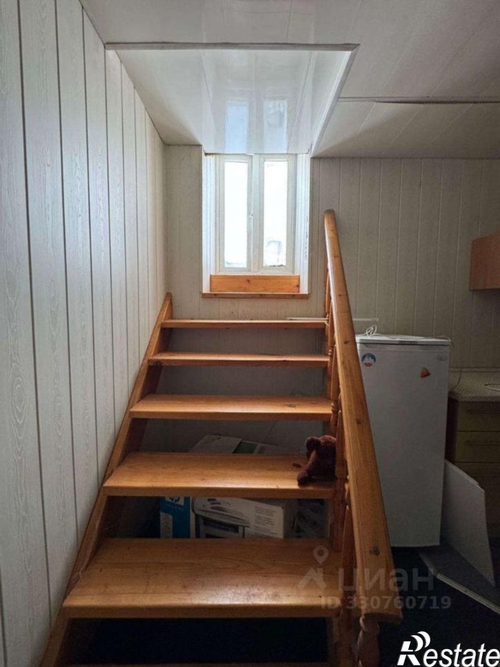 3-комн квартира улица Авроры, 3/1,  д. 3/1