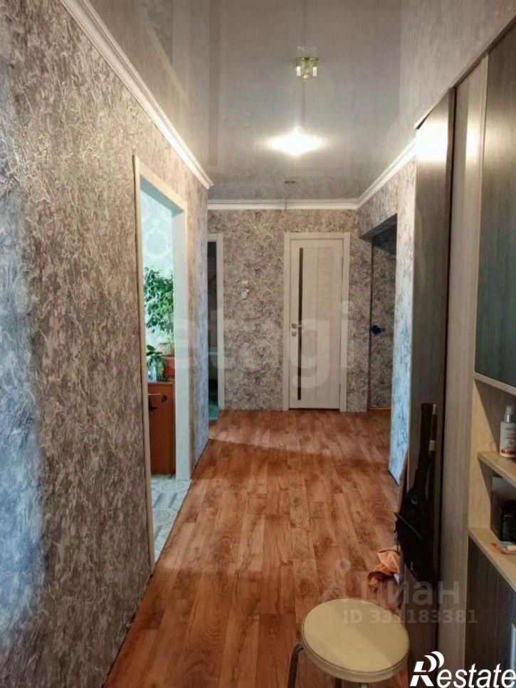 4-комн квартира ул Гвардейская, 60,  д. 60