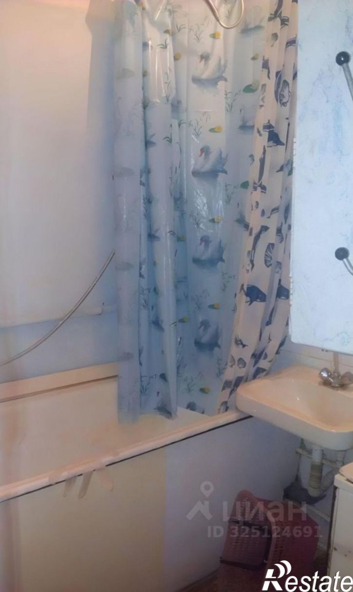 3-комн квартира ул Лесотехникума, 10,  д. 10