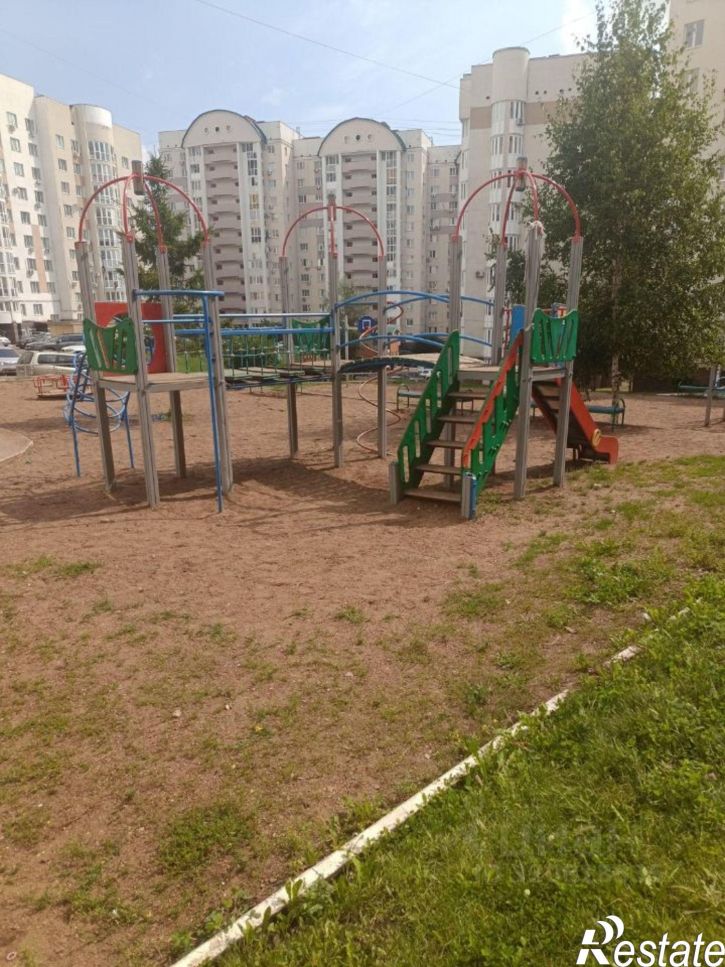 3-комн квартира Зайнаб Биишевой улица, 18,  д. 18