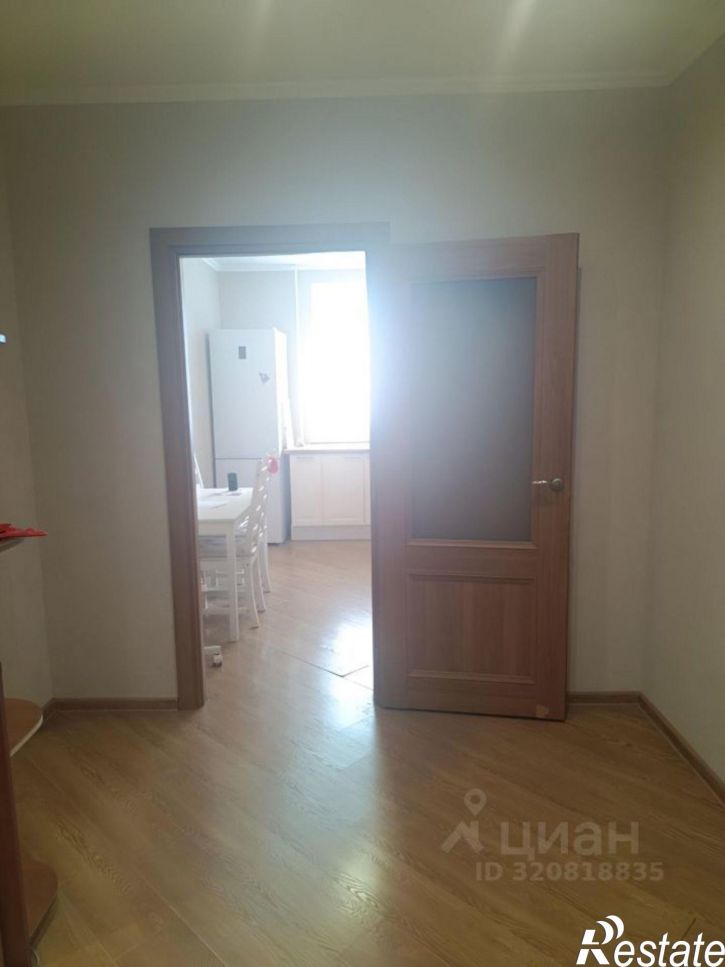 3-комн квартира Зайнаб Биишевой улица, 18,  д. 18