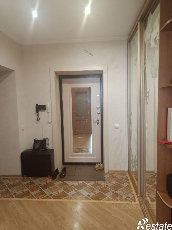 3-комн квартира Зайнаб Биишевой улица, 18,  д. 18