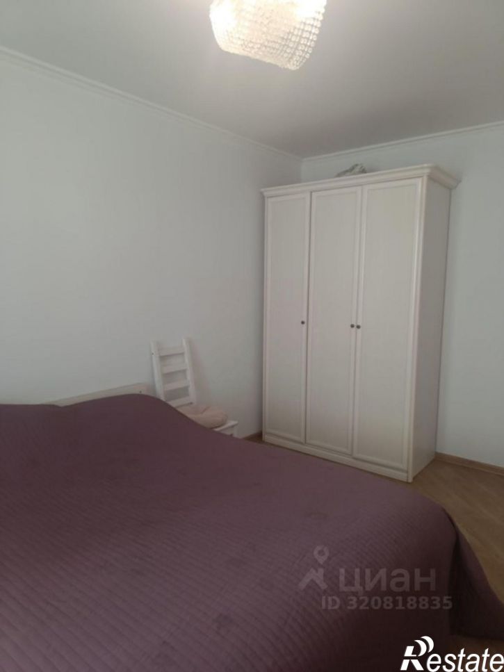 3-комн квартира Зайнаб Биишевой улица, 18,  д. 18
