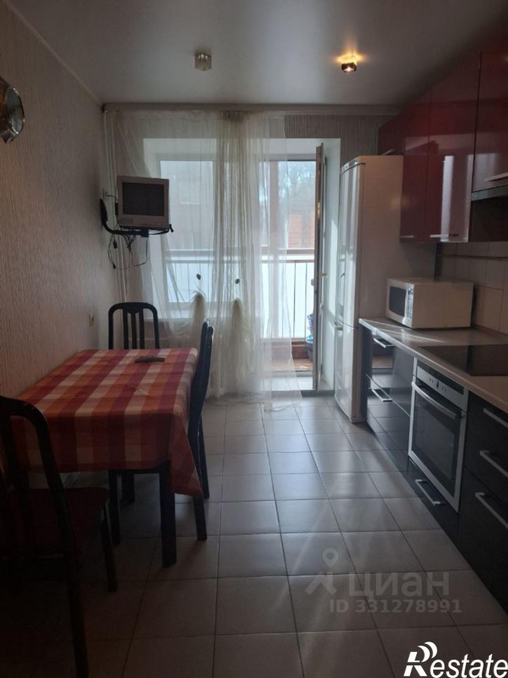 2-комн квартира проспект Октября, 84/4,  д. 84/4