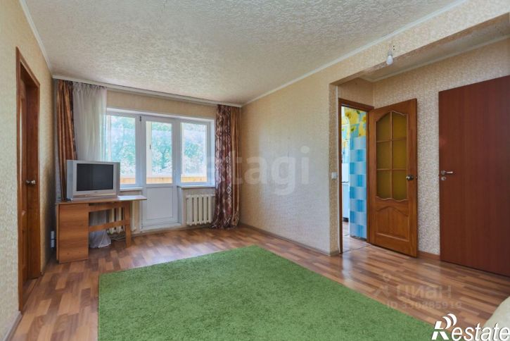 2-комн квартира проспект Октября, 142/2,  д. 142/2
