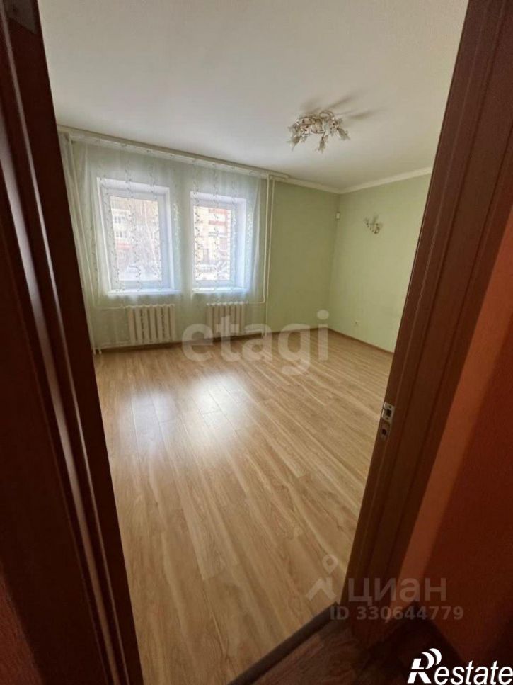 3-комн квартира ул Цюрупы, 145 1,  д. 145 1,  к. 1