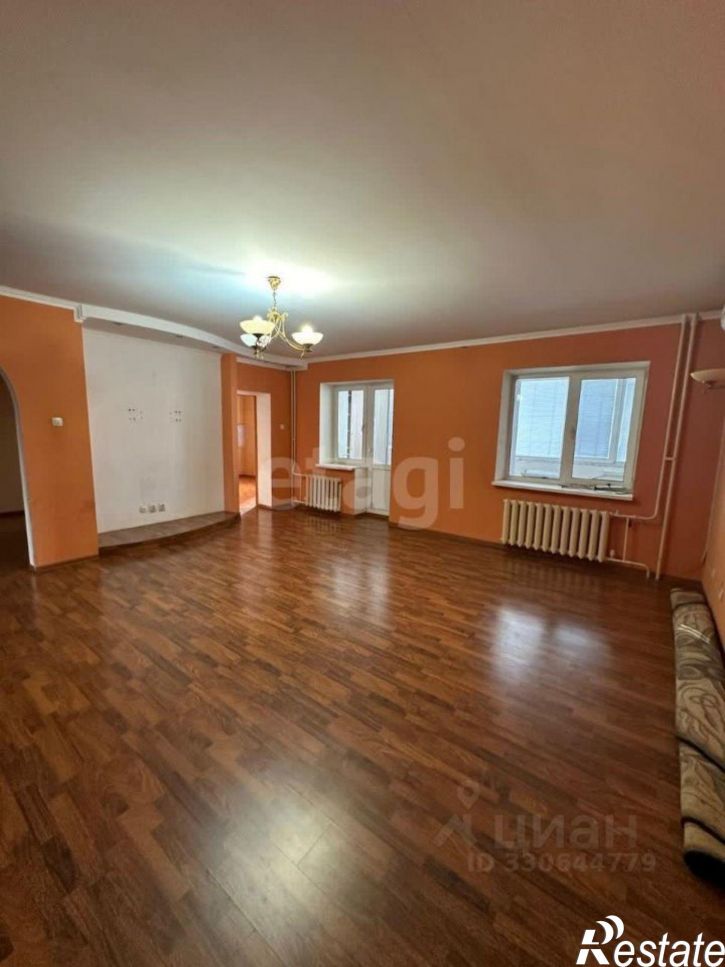 3-комн квартира ул Цюрупы, 145 1,  д. 145 1,  к. 1