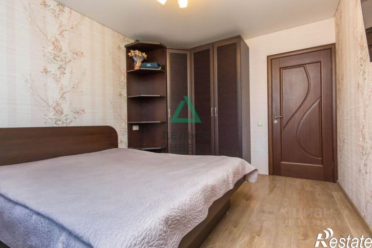 3-комн квартира улица Авроры, 7/4,  д. 7/4