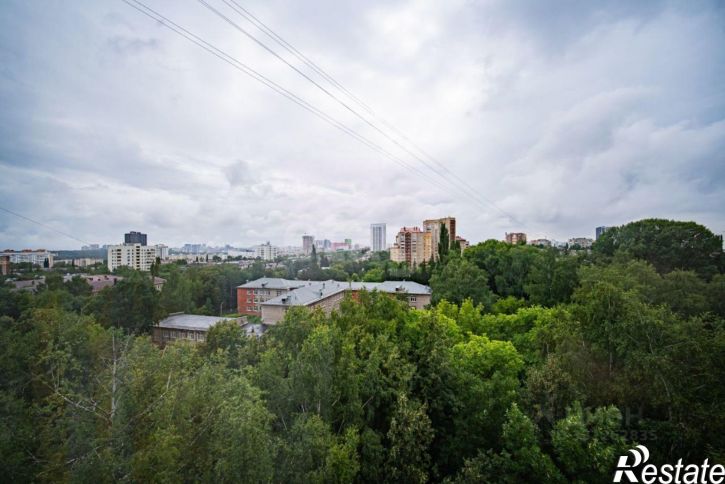 3-комн квартира улица 50 лет СССР, 8,  д. 8