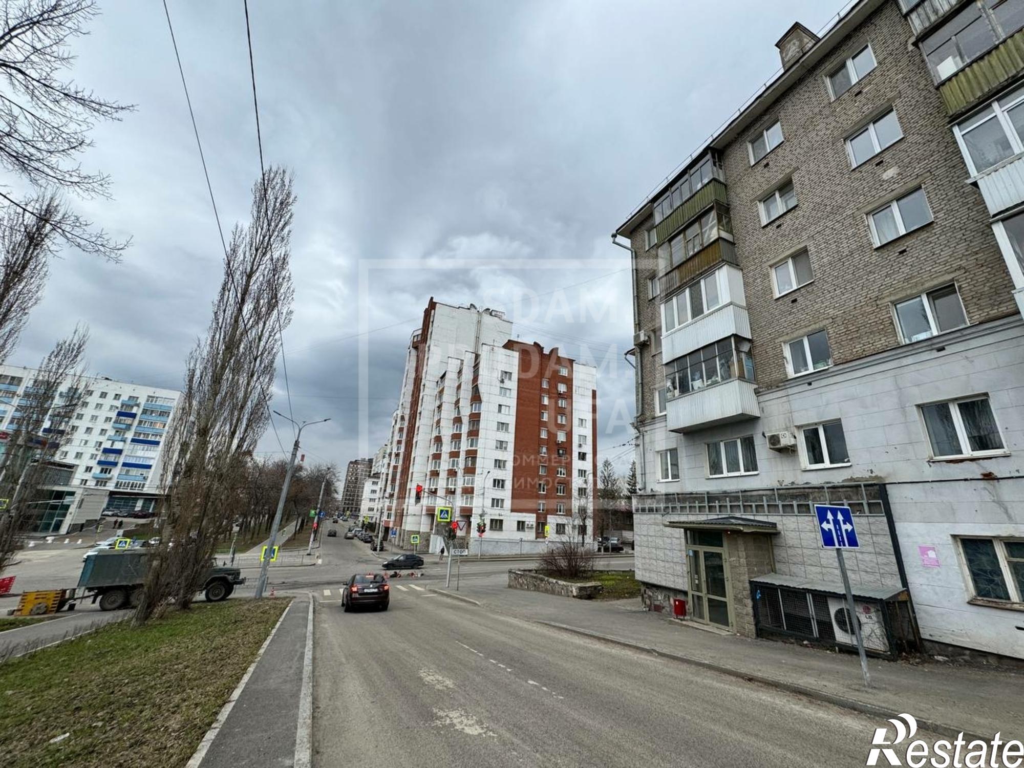 Сдать торговое помещение за 81 000 рублей на Карла Маркса улица, д.83