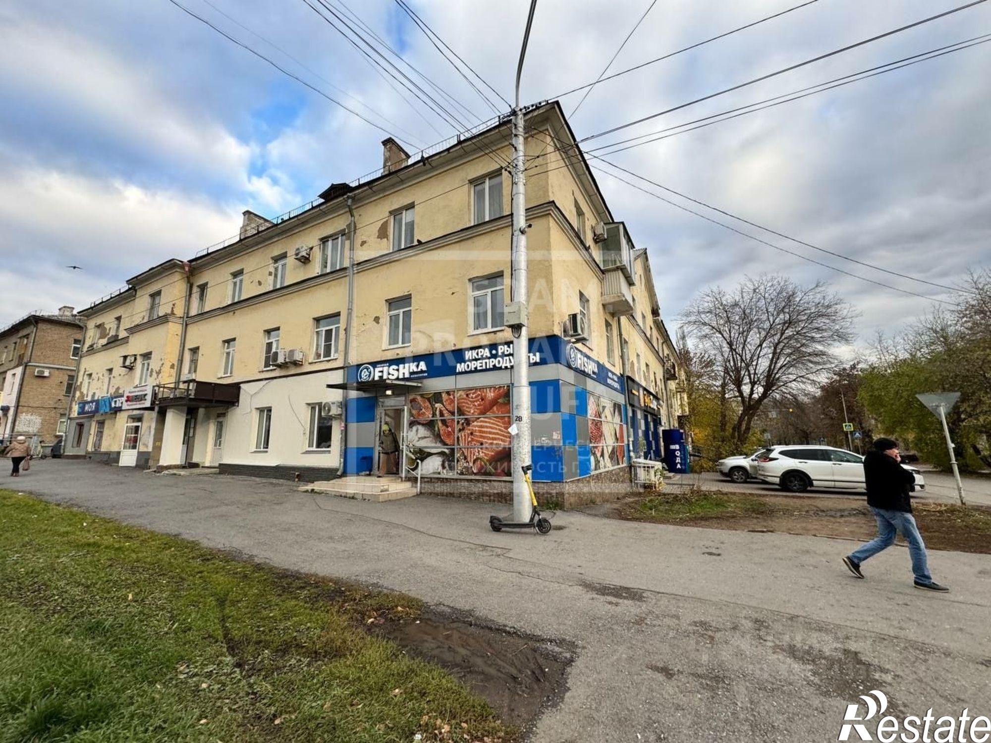 Купить торговое помещение за 12 000 000 рублей на ул Айская, 76