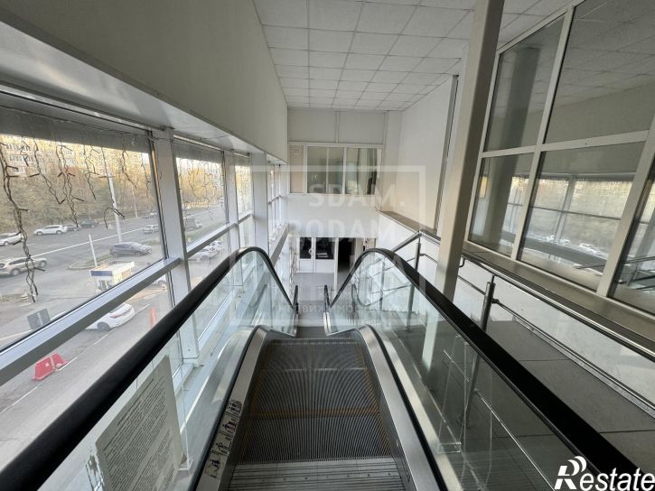 Торговое помещение Степана Кувыкина улица, д.11