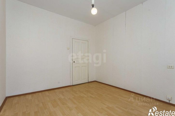 4-комн квартира улица Мустая Карима, 48,  д. 48
