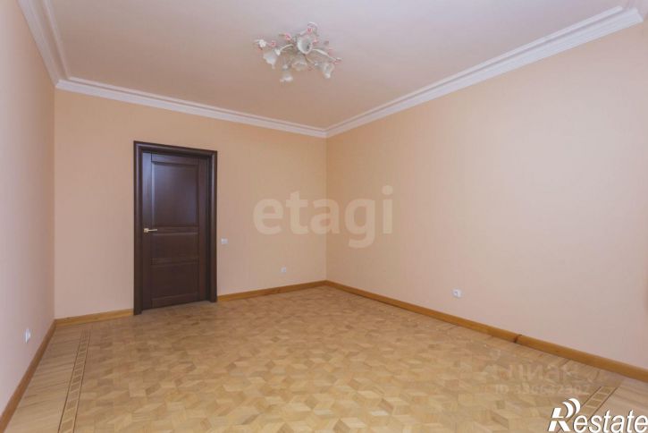 4-комн квартира улица Гафури, 19/2,  д. 19/2