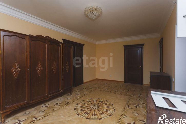 4-комн квартира улица Гафури, 19/2,  д. 19/2