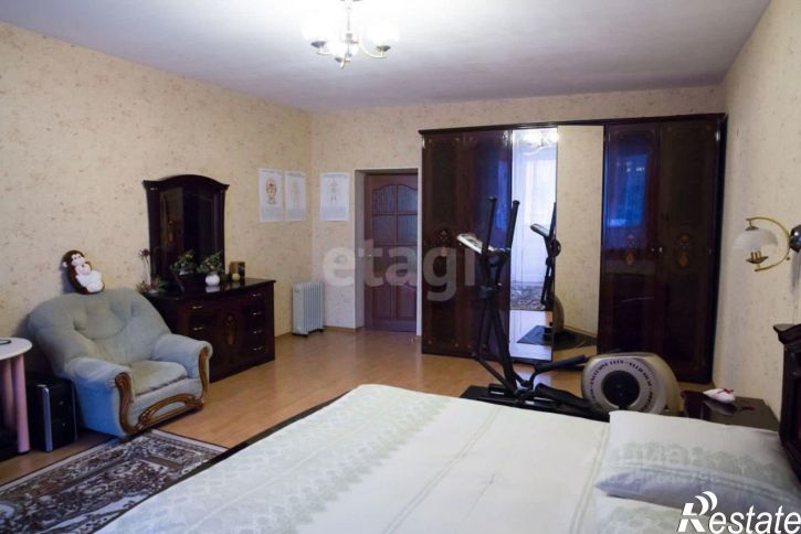3-комн квартира Российская улица, 104/1,  д. 104/1