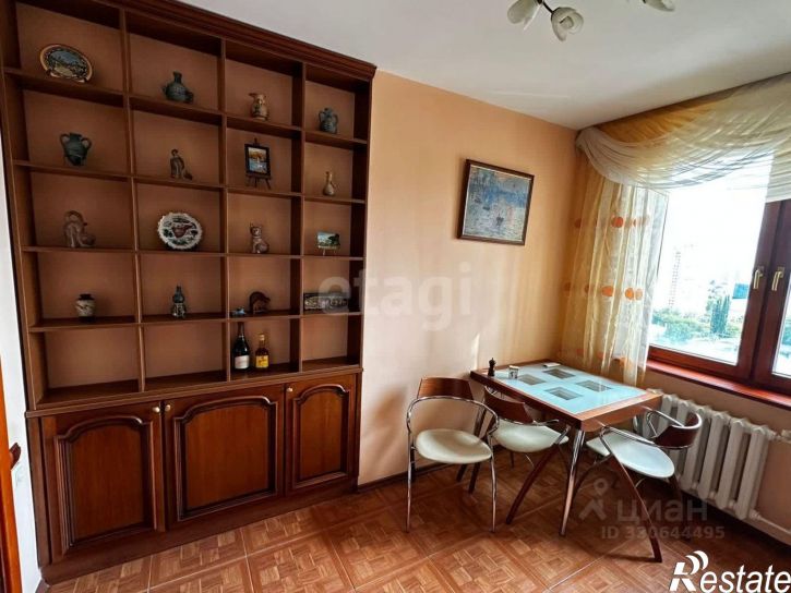 3-комн квартира улица Рихарда Зорге, 70/2,  д. 70/2