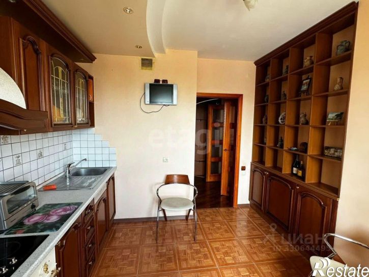 3-комн квартира улица Рихарда Зорге, 70/2,  д. 70/2