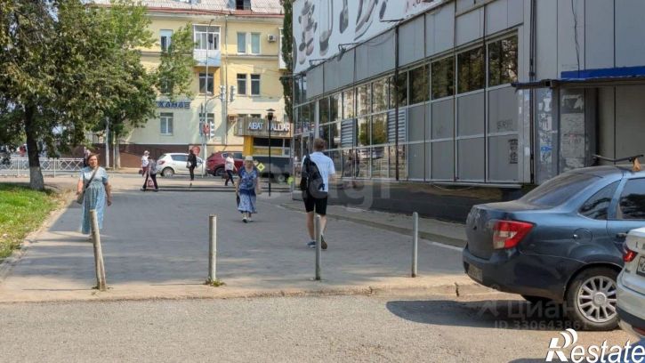 3-комн квартира Айская улица, 62,  д. 62