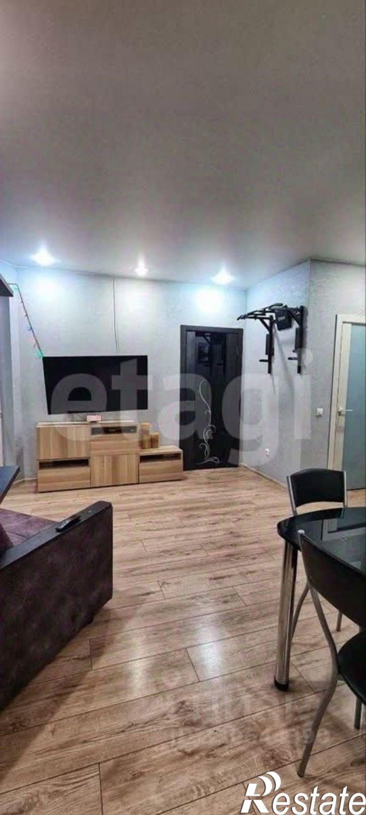 2-комн квартира ул Коммунистическая, 98/1,  д. 98/1