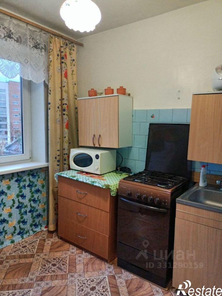 2-комн квартира ул Кустарная, 15,  д. 15