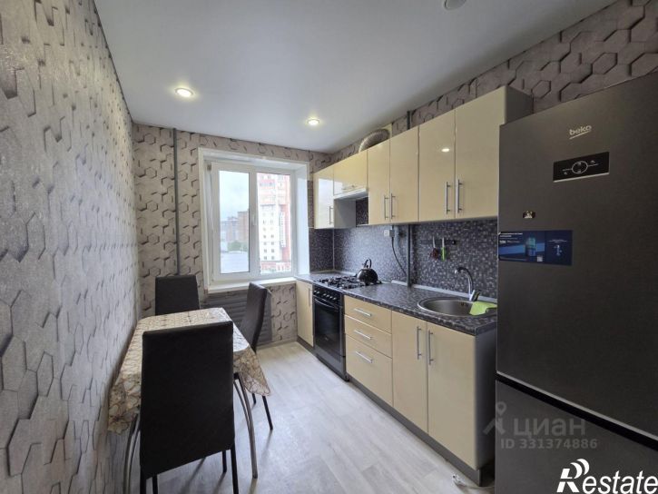 2-комн квартира улица Юрия Гагарина, 37,  д. 37