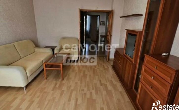 3-комн квартира пр-кт Октября, 9,  д. 9