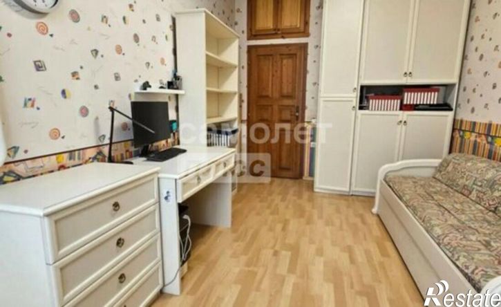 3-комн квартира пр-кт Октября, 9,  д. 9