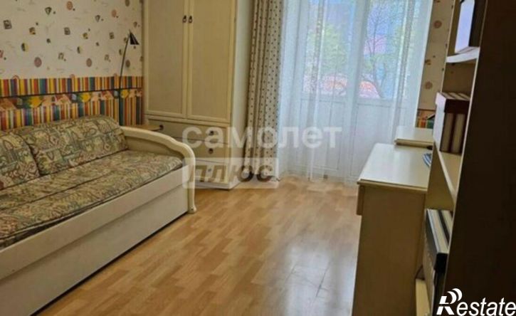 3-комн квартира пр-кт Октября, 9,  д. 9