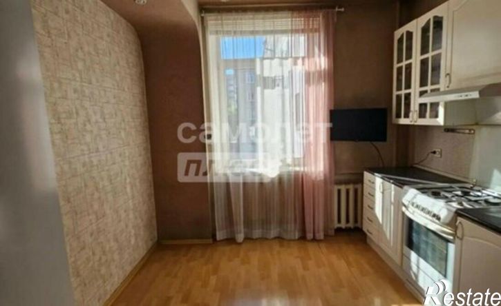 3-комн квартира пр-кт Октября, 9,  д. 9