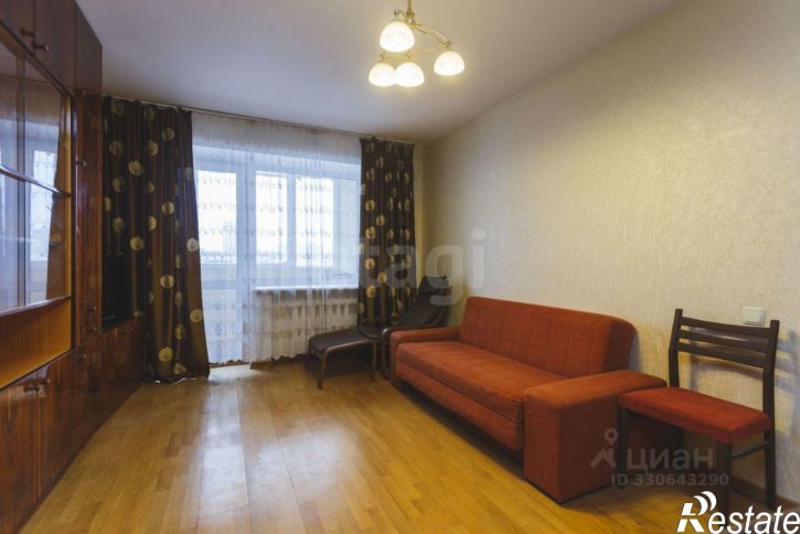 2-комн квартира Революционная улица, 31,  д. 31