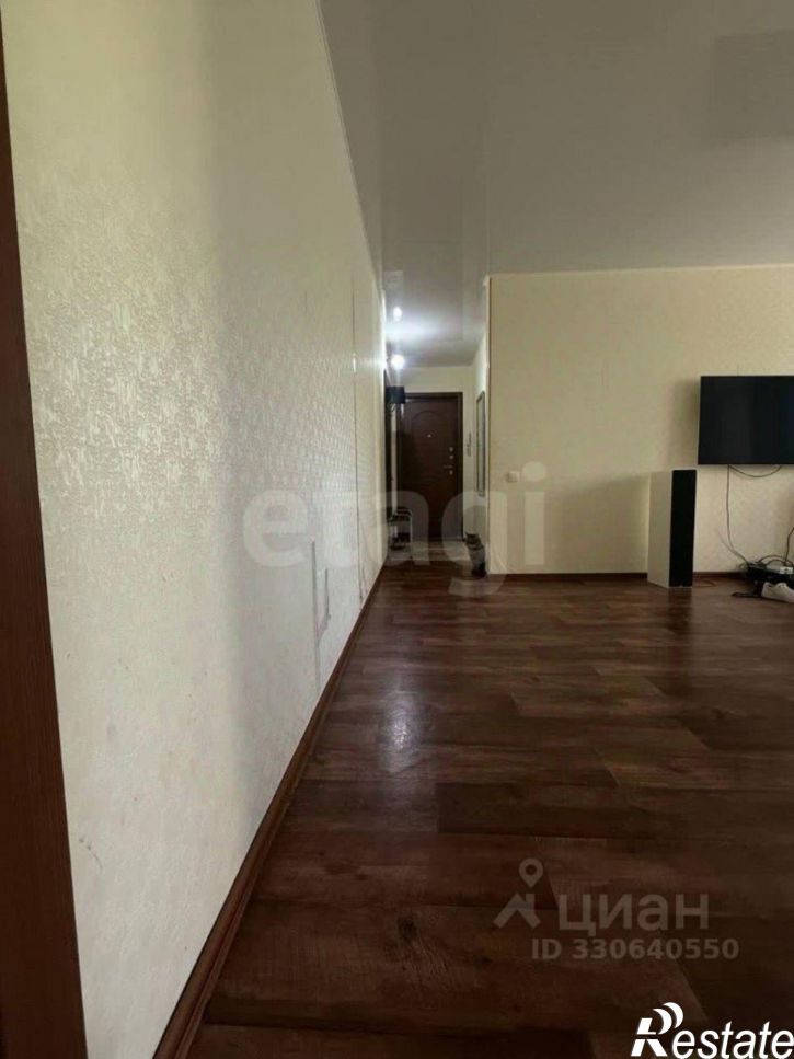 3-комн квартира проспект Октября, 89/4,  д. 89/4