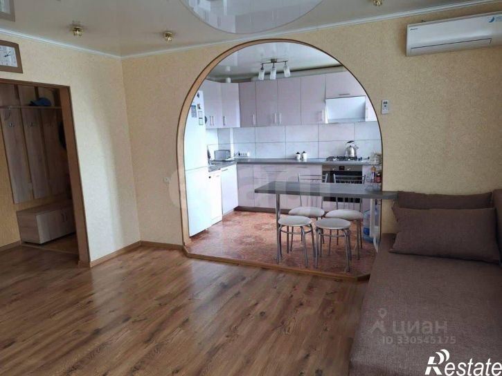 4-комн квартира ул Ахметова, 318/1,  д. 318/1