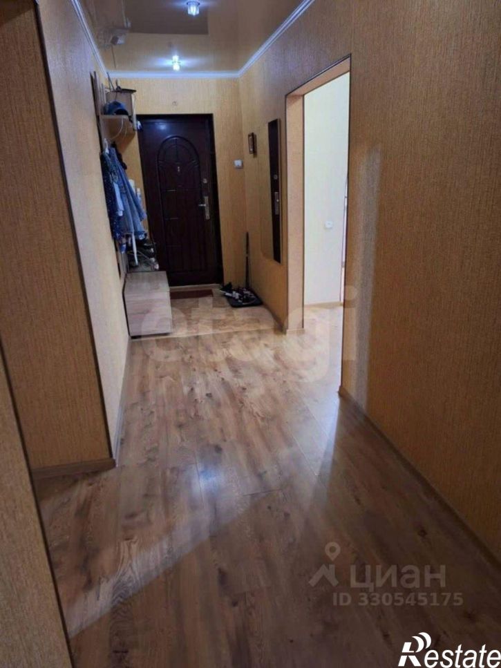 4-комн квартира ул Ахметова, 318/1,  д. 318/1