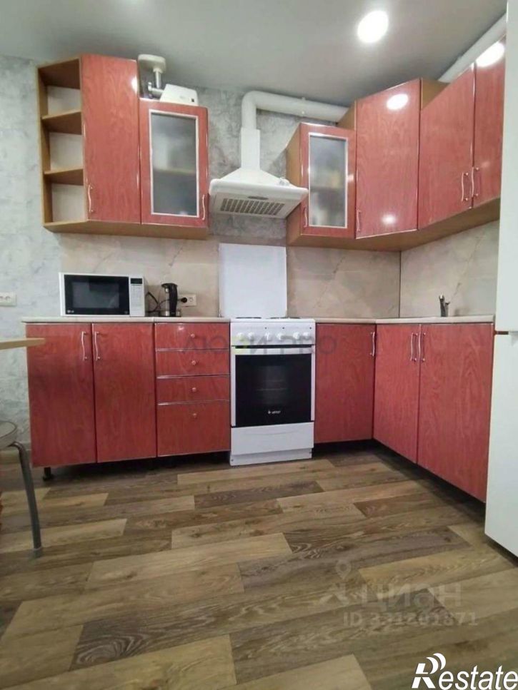 3-комн квартира улица Дмитрия Купцова, 2,  д. 2