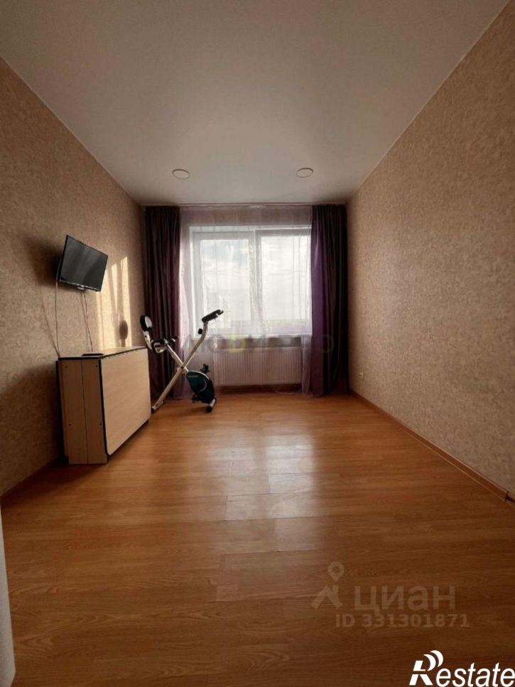 3-комн квартира улица Дмитрия Купцова, 2,  д. 2