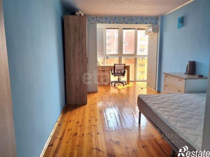 3-комн квартира ул Авроры, 5/10,  д. 5/10