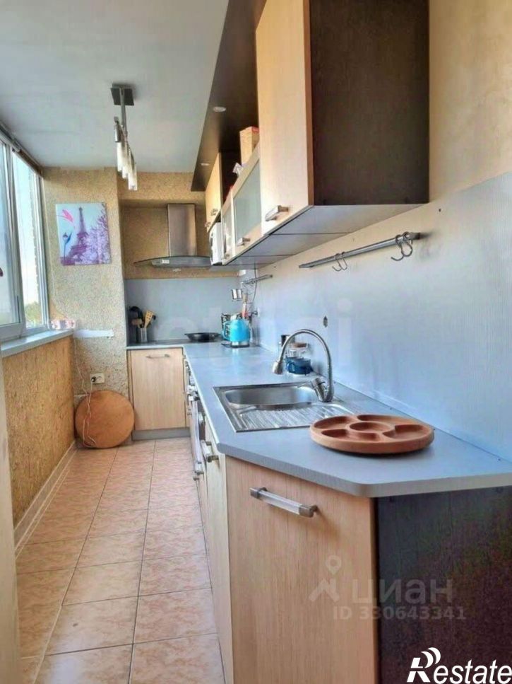 3-комн квартира ул Авроры, 5/10,  д. 5/10