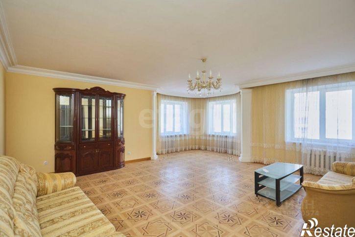 4-комн квартира ул Гафури, 19/2,  д. 19/2