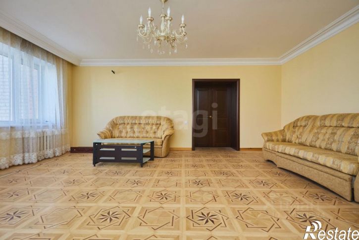 4-комн квартира ул Гафури, 19/2,  д. 19/2