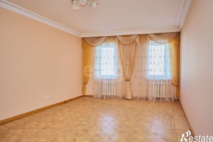 4-комн квартира ул Гафури, 19/2,  д. 19/2