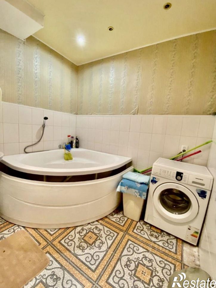 3-комн квартира Караидельская улица, 60,  д. 60