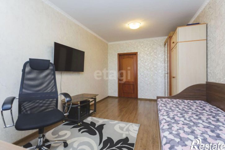 3-комн квартира ул Маршала Жукова, 24,  д. 24